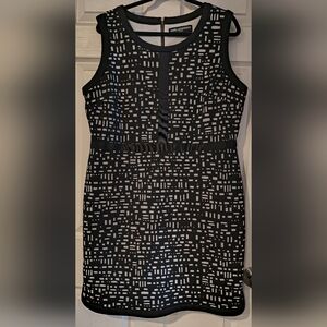 Karl Lagerfeld Black & White Geometric Sz 16 Dress